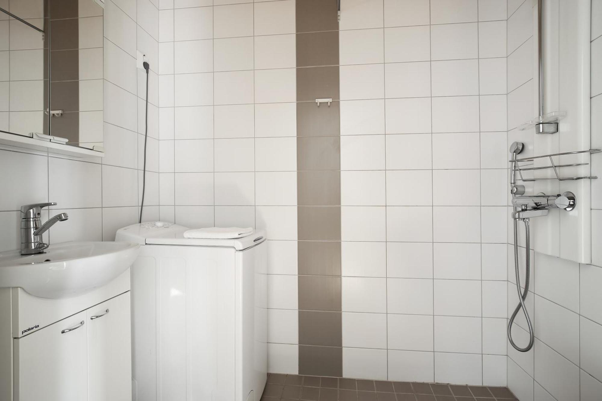 Kotimaailma Apartments Kamppi - 2Br For 4 Persons 헬싱키 외부 사진