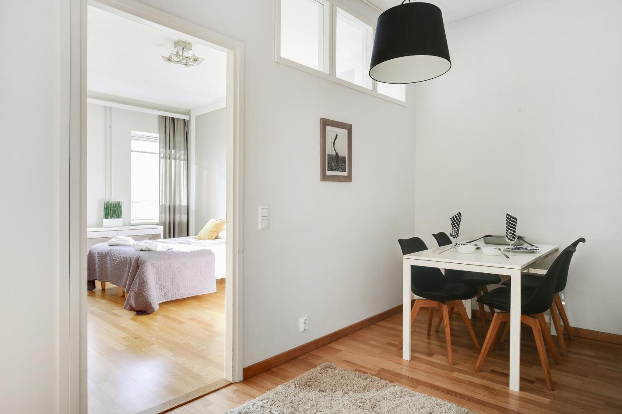 Kotimaailma Apartments Kamppi - 2Br For 4 Persons 헬싱키 외부 사진